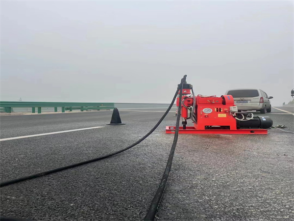 永川马路路基路面开裂下沉注浆加固灌浆